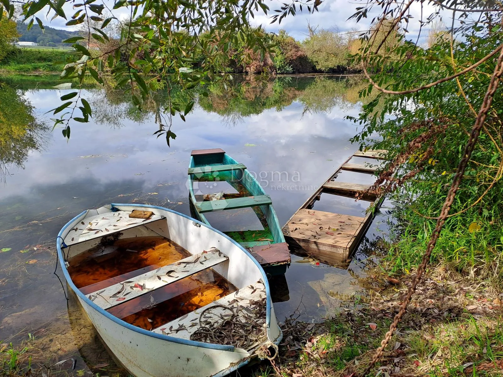 blizu korane, blizu grada - slika 2