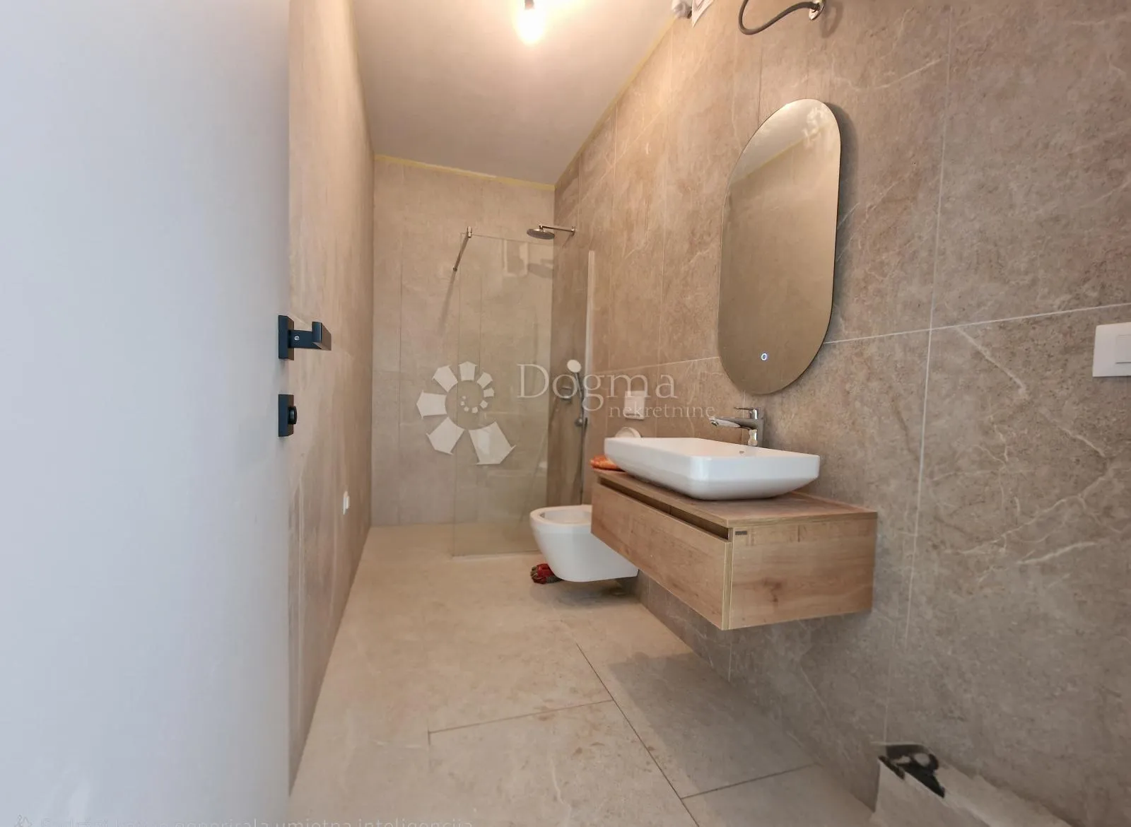 premium novogradnja, stan 58 m2 + dvorište - rovinj, okolica - slika 6