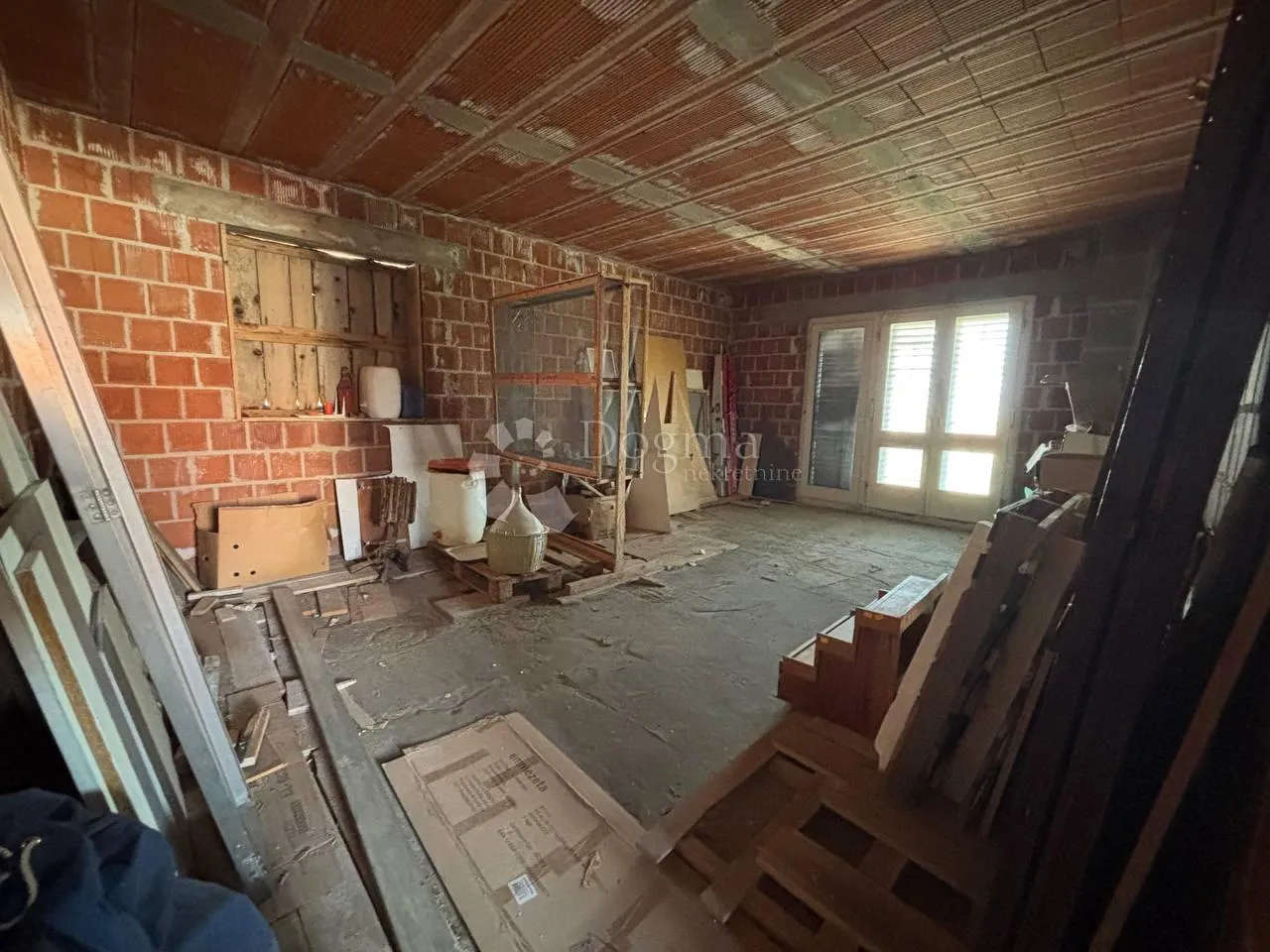 dvije stambene jedinice u roh-bau fazi + 591 m² okućnice – rovinjsko selo - slika 13