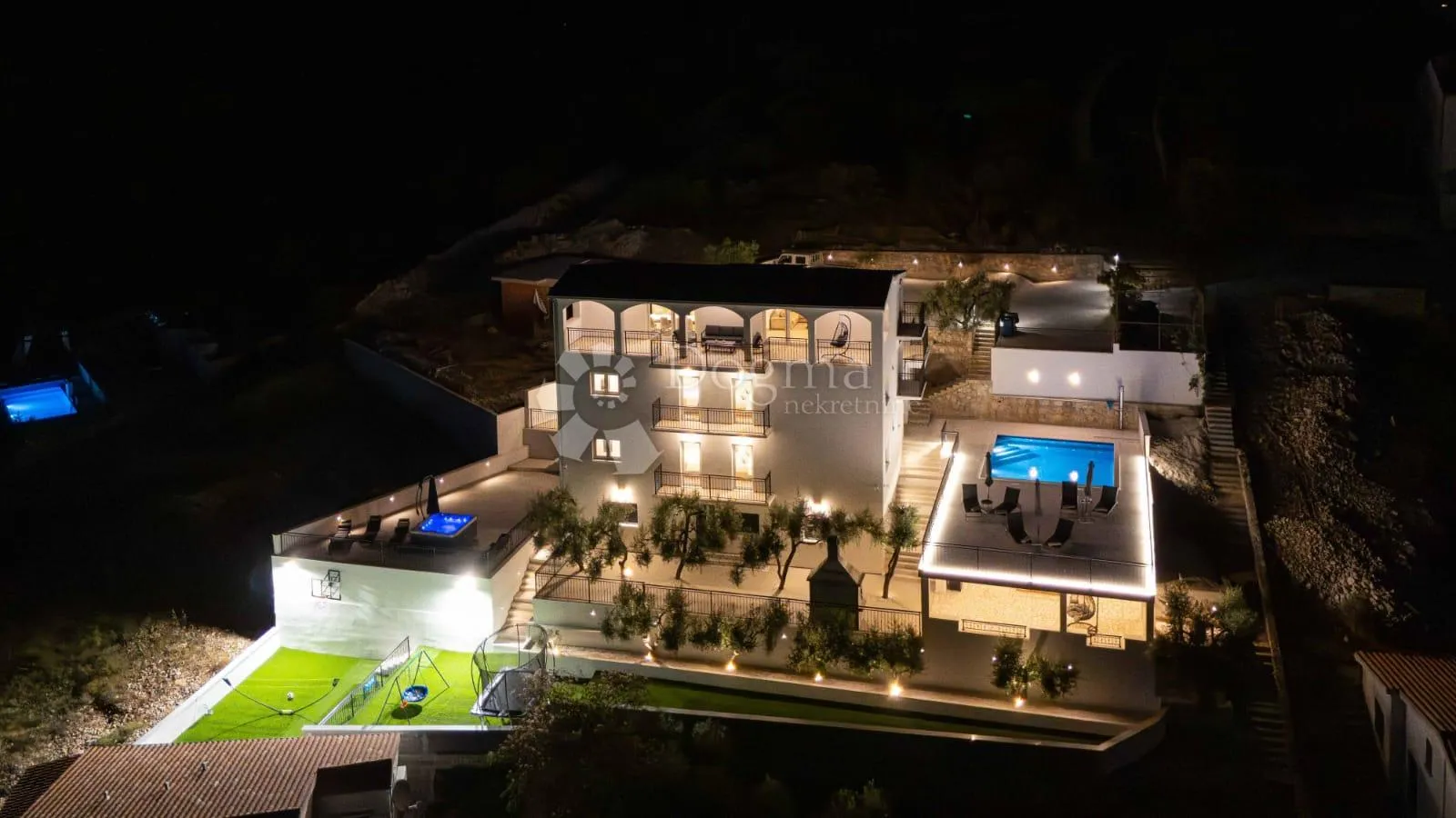 sevid -prostrana villa 50m od mora s top pogledom - slika 3