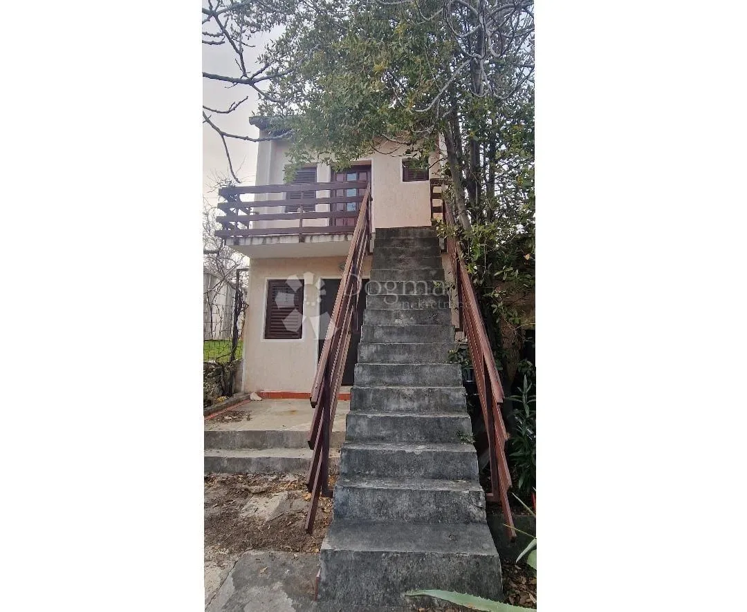prilika! kuća-dva manja apartmana-okolica baške - slika 9