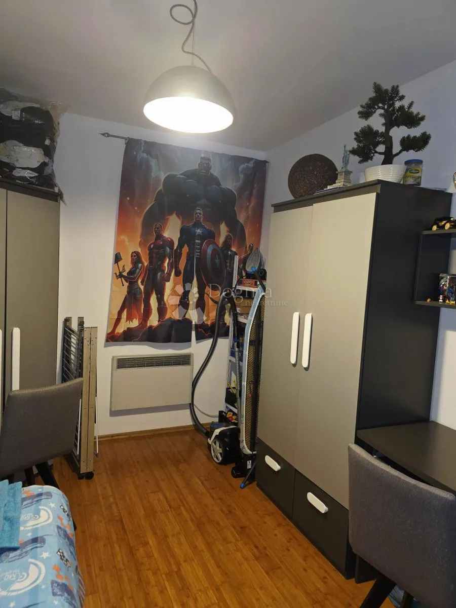 predivan stan s pogledom srdoči - slika 10