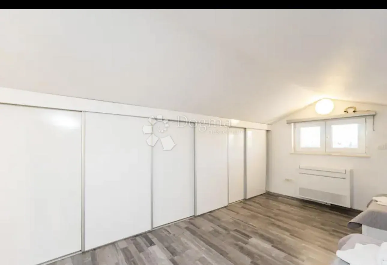 novalja, atraktivan apartman - slika 25