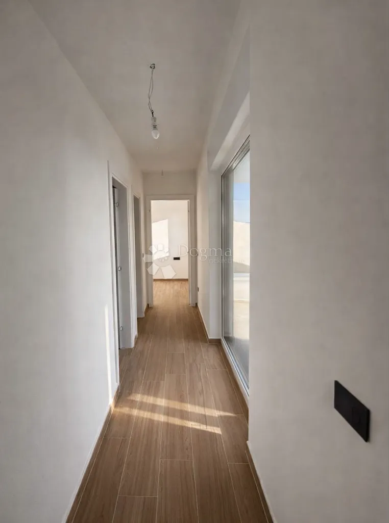 petrčane - ekskluzivni penthouse 109 m², 80m od mora - slika 5