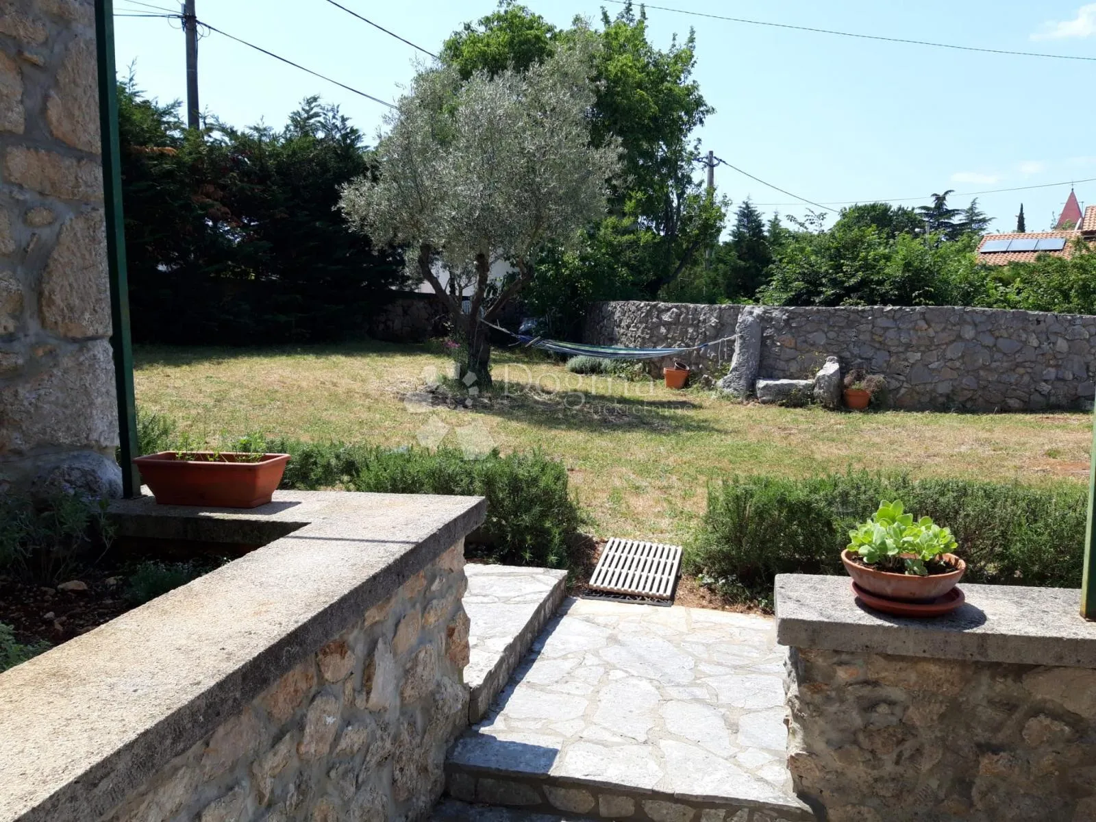 kamena kuća za odmor s bazenom - slika 7