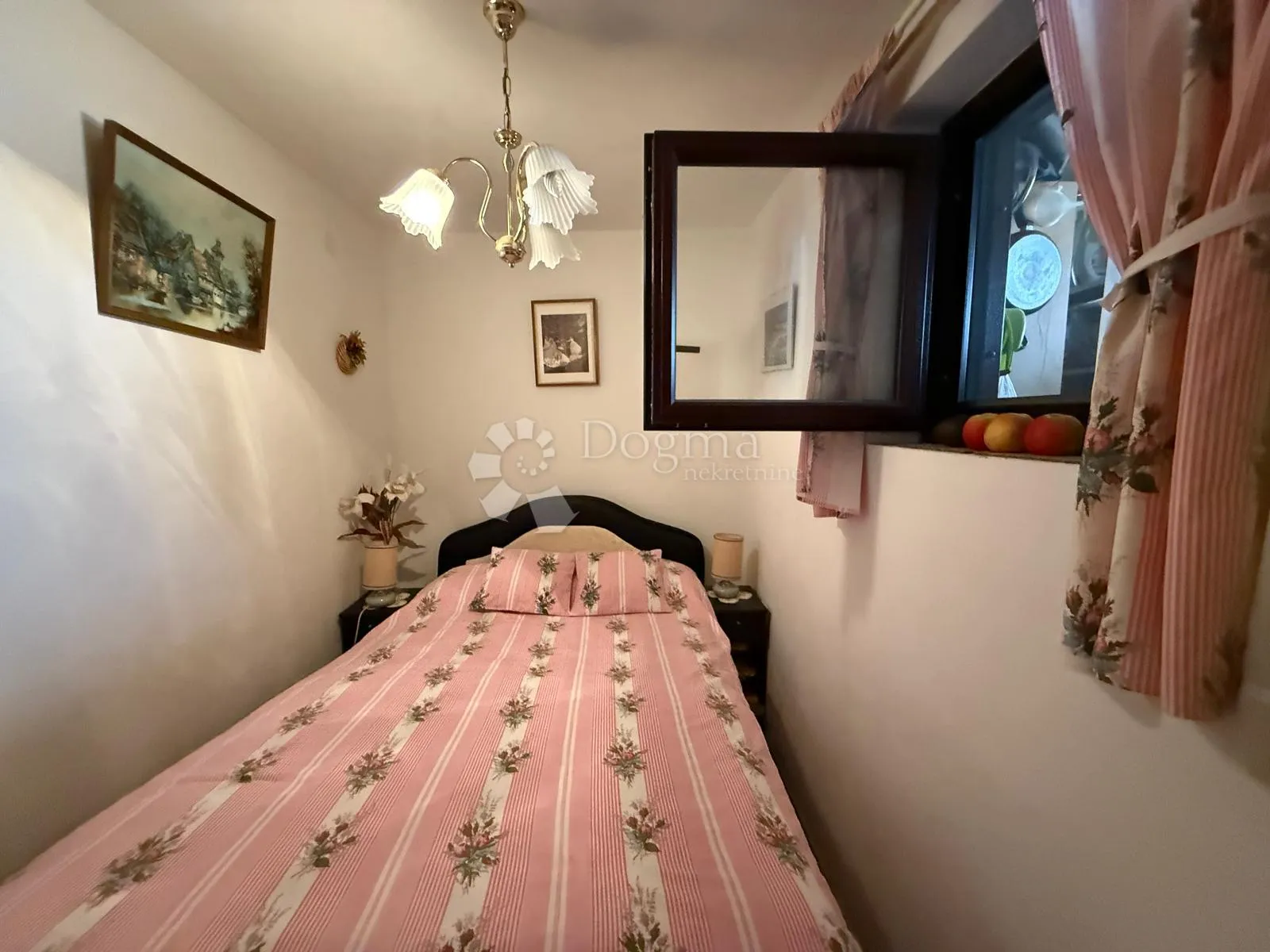 apartman s pogledom 50 m od mora - slika 18