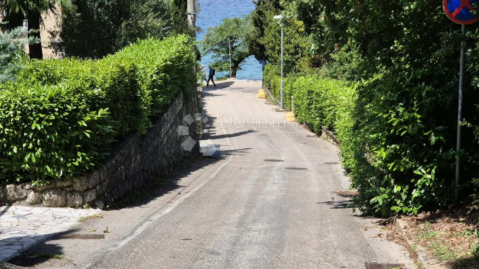 njivice - apartman samo 50 metara od plaže - slika 7