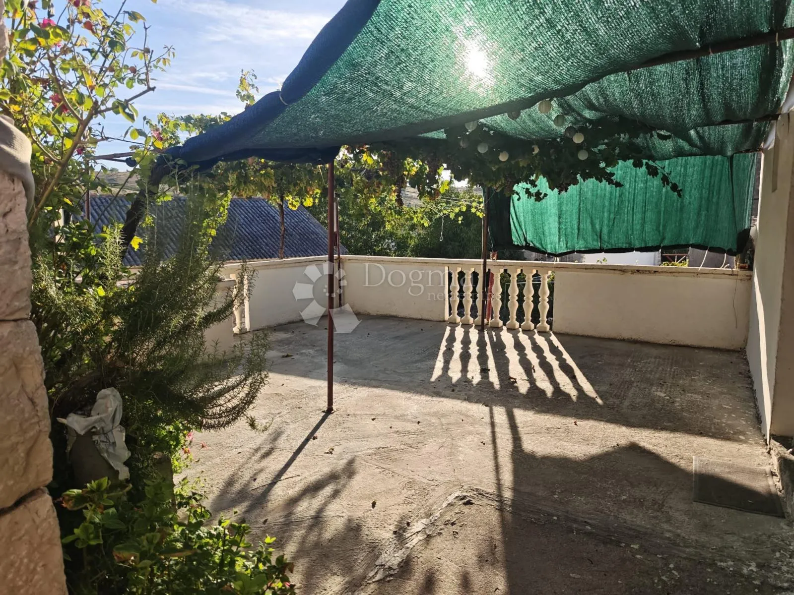 prodaje se kuća, ljubački stanovi - slika 14