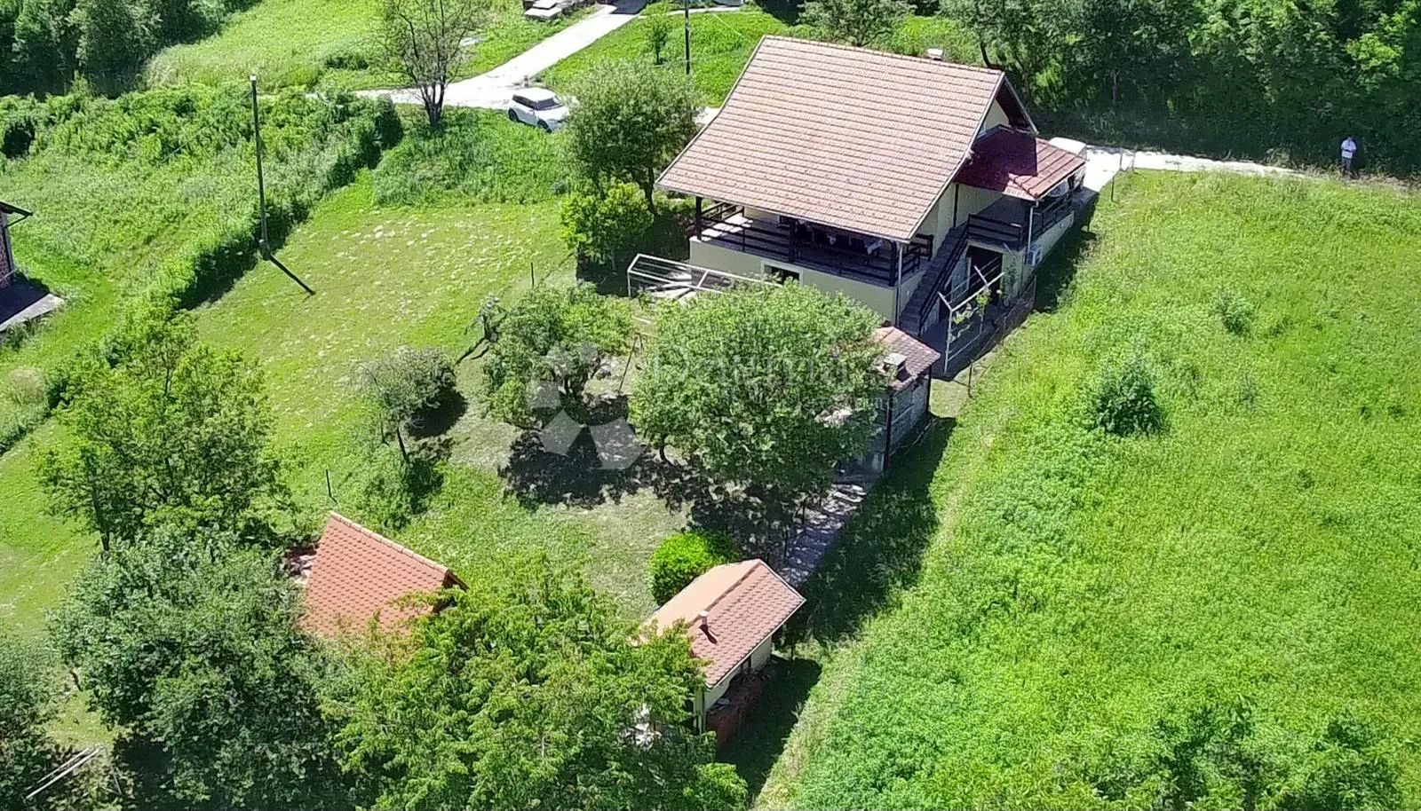 kuća s panoramskim pogledom na zagorje – namještena, bez ulaganja, idealna za život ili turistički najam - slika 46