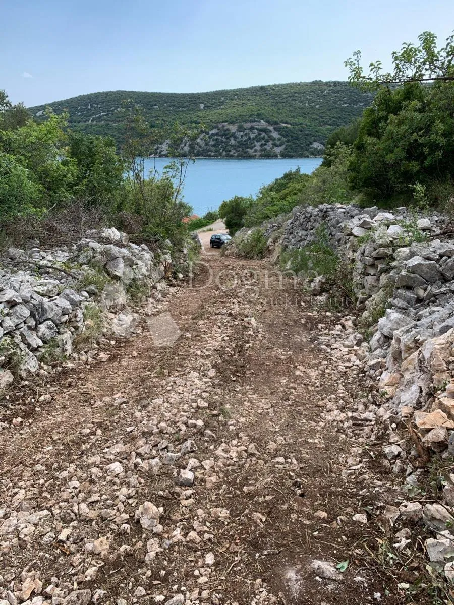 zemljište sa prekrasnim pogledom na more - slika 3