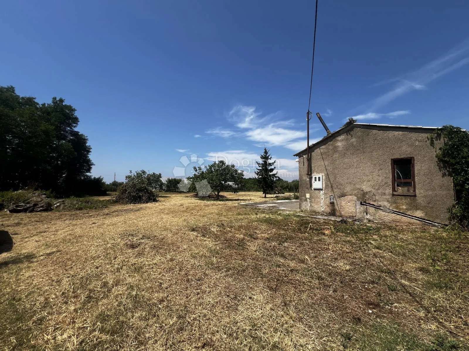 građevinsko zemljište u mirnom naselju, kaštelir - slika 1