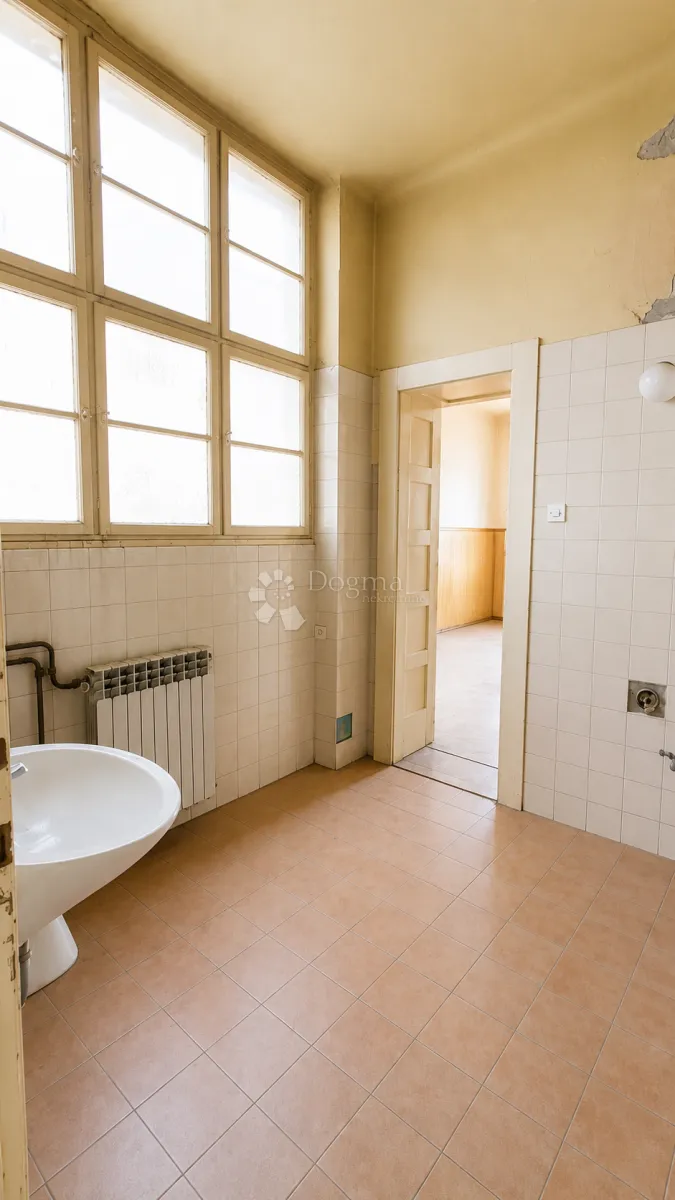 donji grad - stan 112 m² za kompletnu obnovu s pogledom na botanički vrt - slika 18