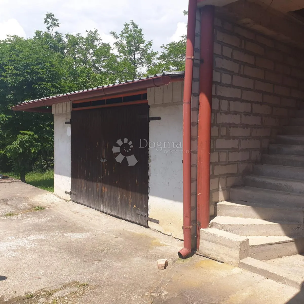 dvije kuće na jednoj parceli – mir, prostor i potencijal! - slika 5