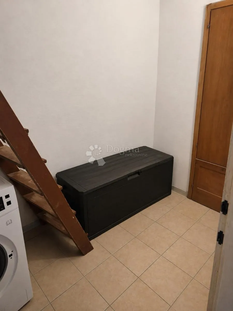 fužine, centar - jedinstvena prilika za kuću s dva stana - slika 8