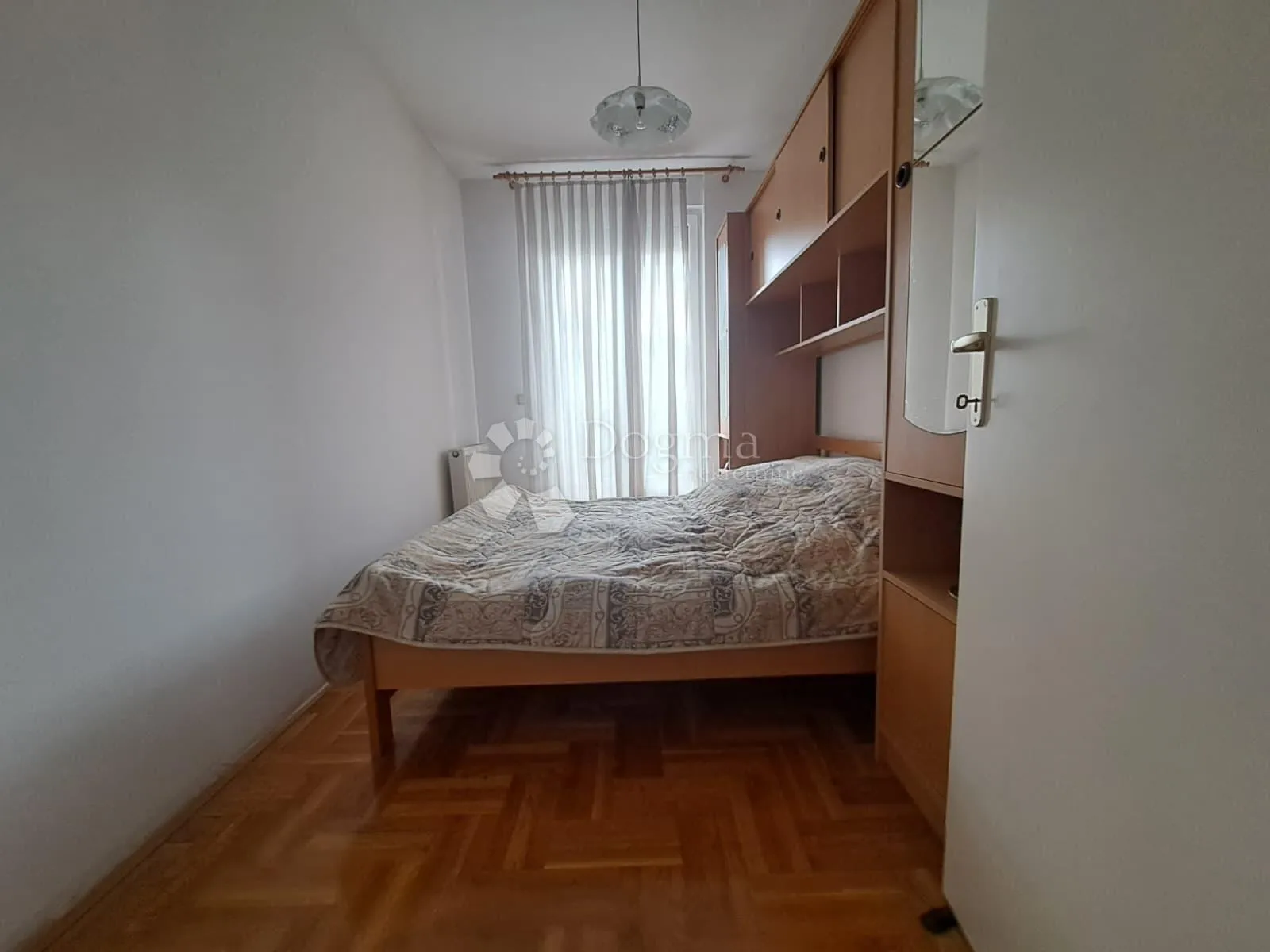 stan na trešnjevci s podzemnom garažom - slika 6