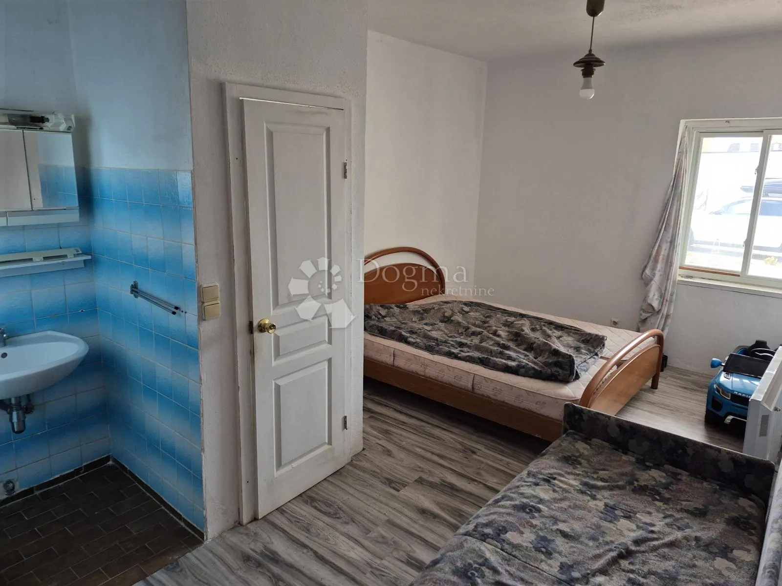 najam kuće – otok vir | idealno za radnike ili veće grupe (20+ osoba) - slika 14