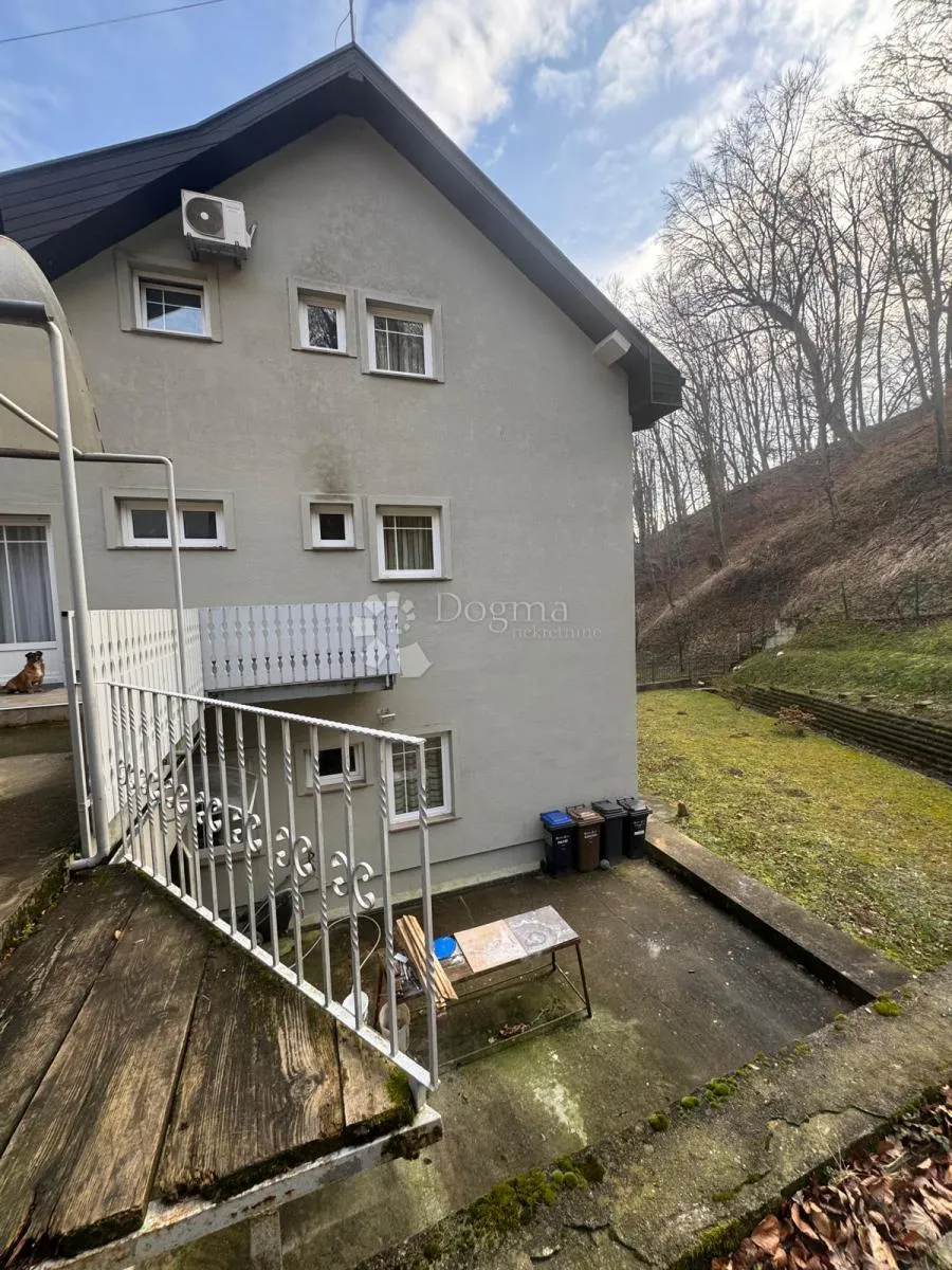 lijepa obiteljska kuća na šestinskom dolu - slika 2
