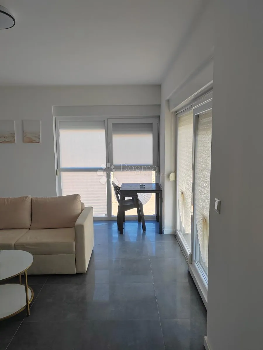 stan s-3 namješten biograd na moru - slika 6