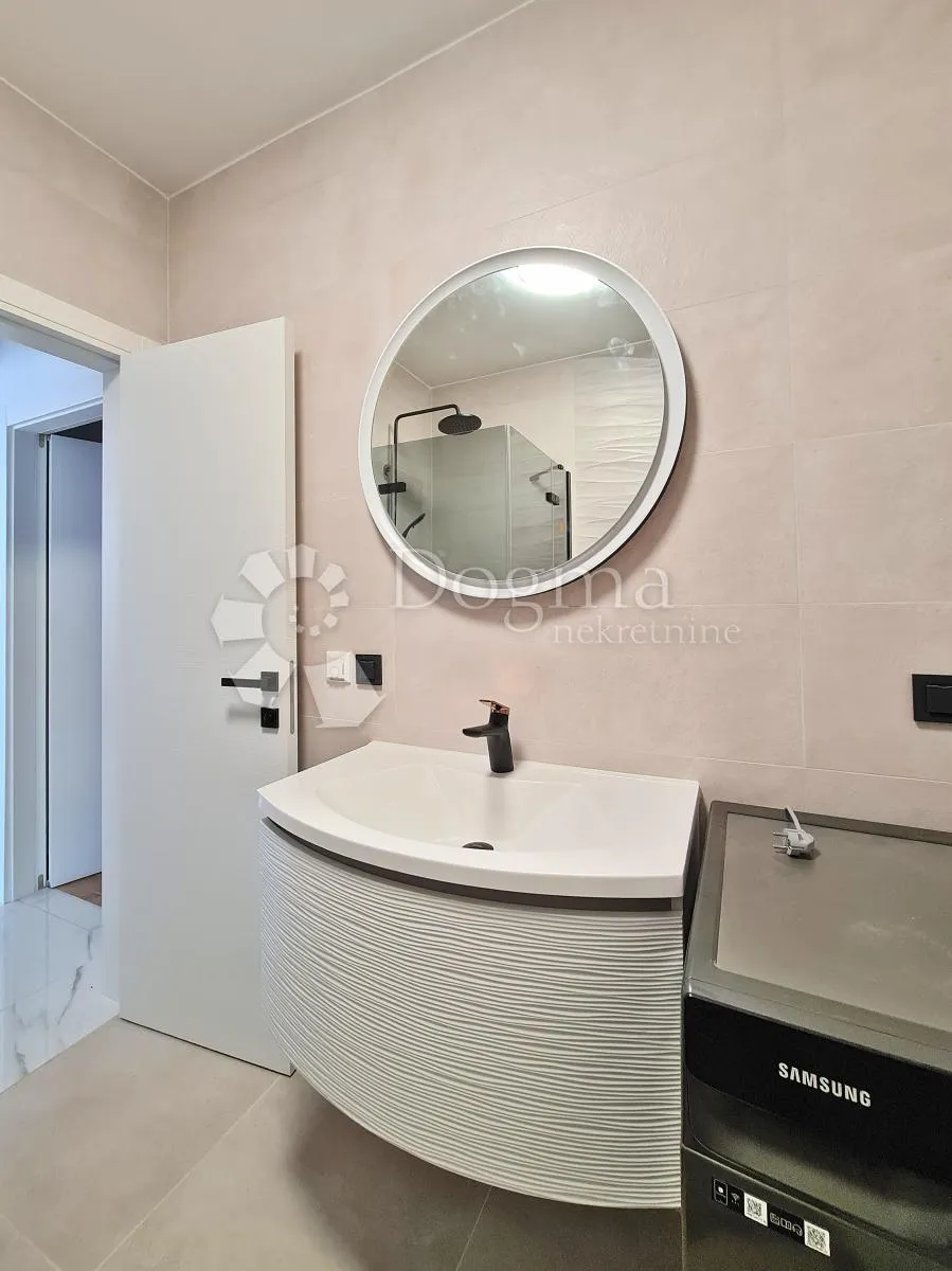 barić draga prvi red do mora villa 284 m2 - slika 30