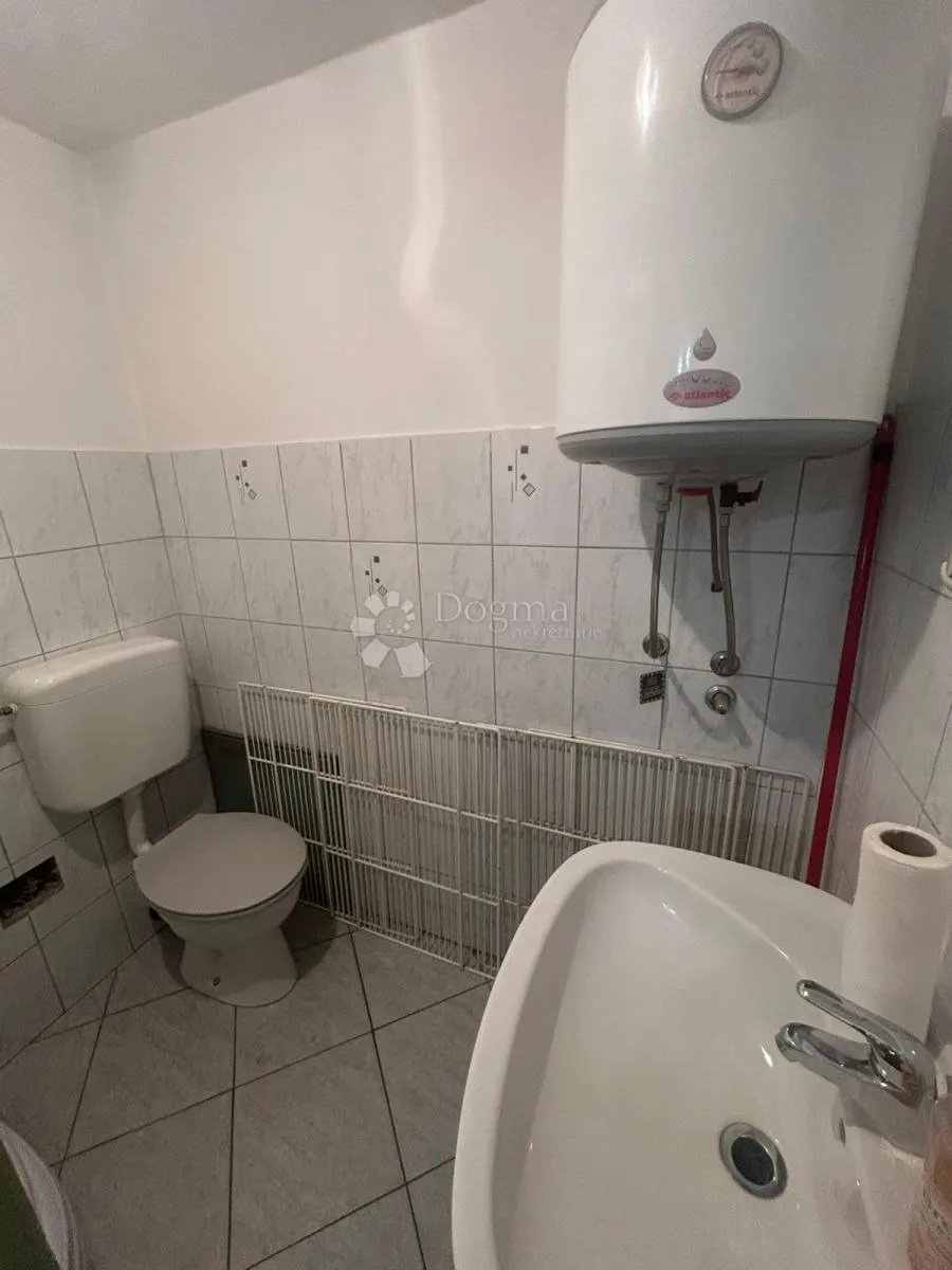 poslovni prostor u širem centru grada - slika 8