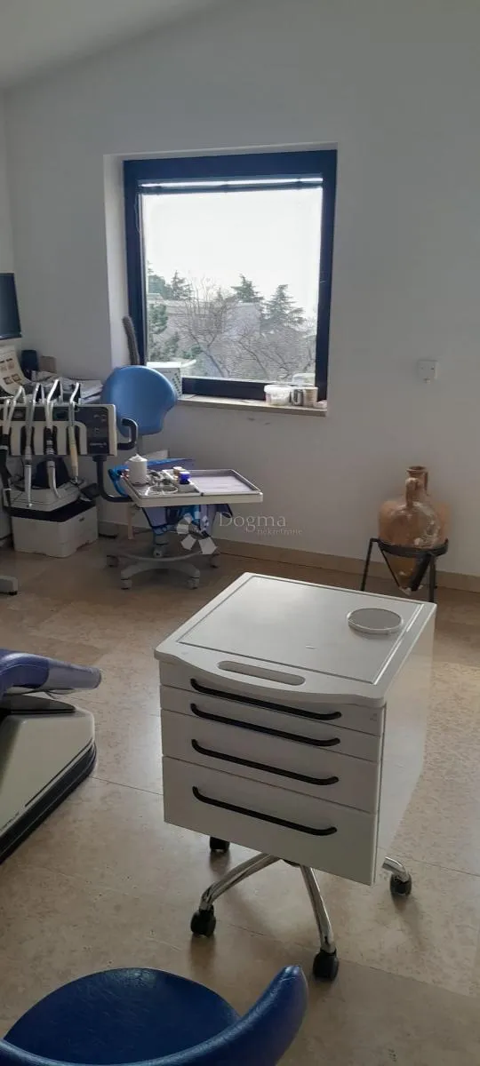 kantrida neponovljiva prilika - samostojeća kuća 360.000 €! - slika 18
