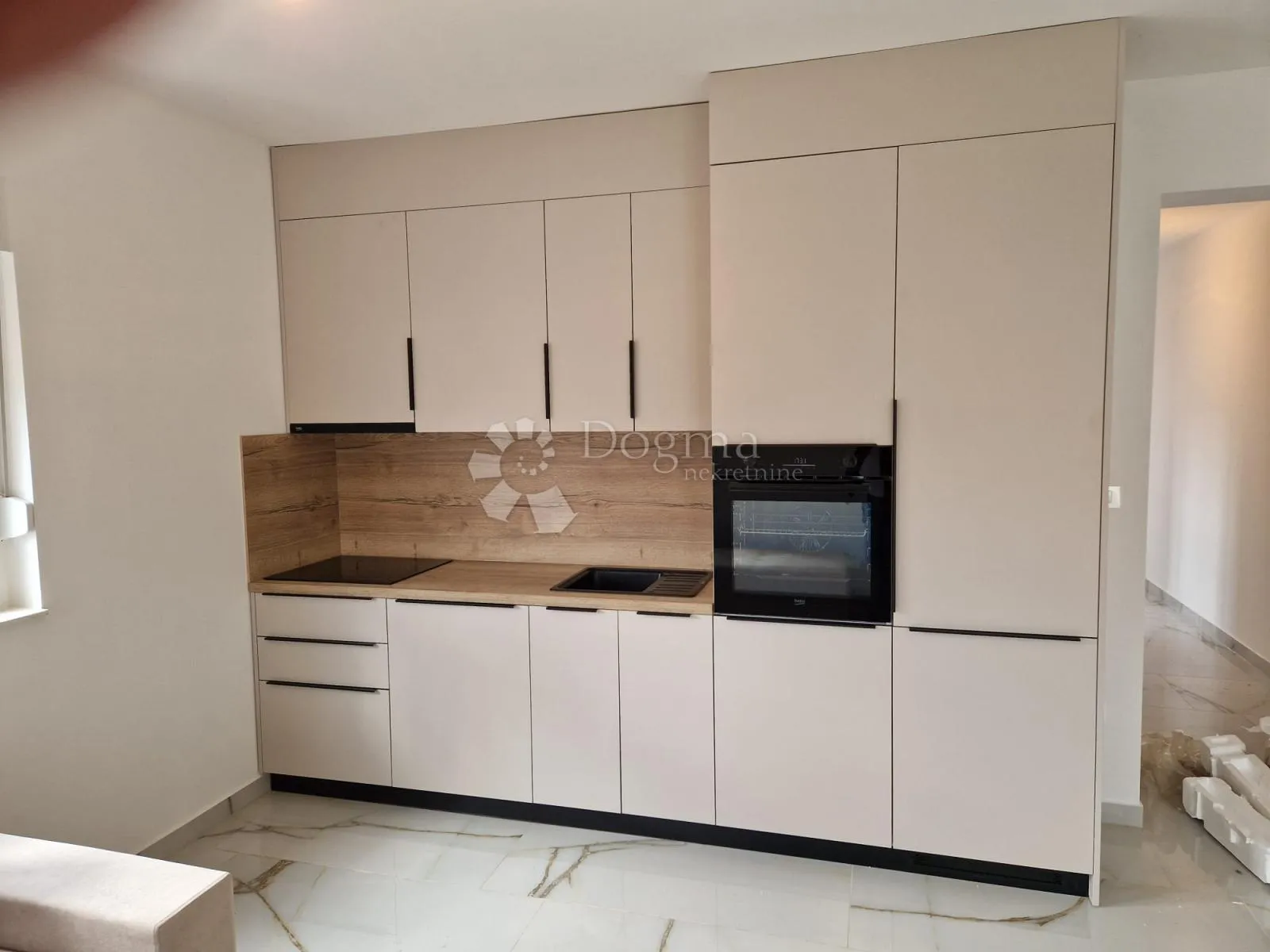 dvoetažni apartman u palitu sa prekrasnom krovnom terasom - slika 9