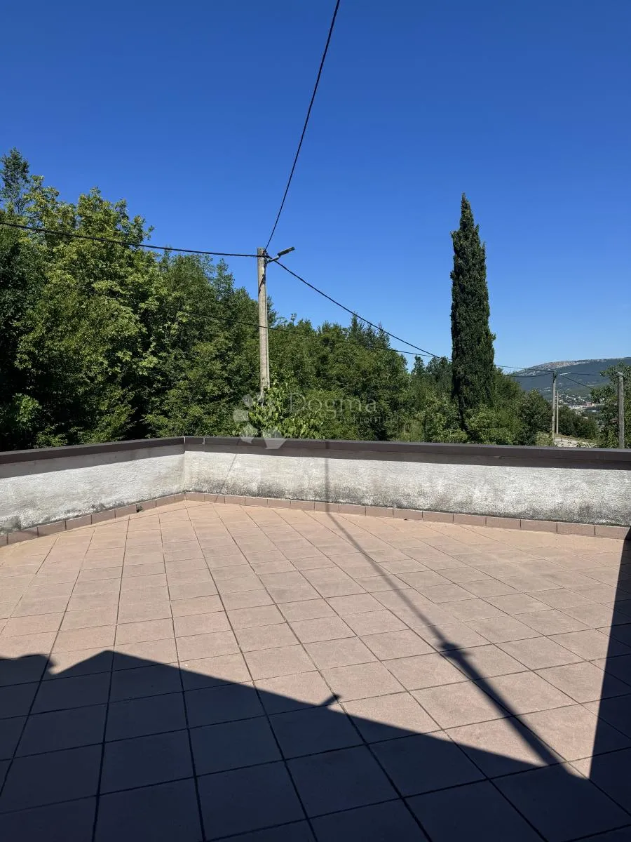 kuća sa potencijalom i građevinskim terenom / buzet - slika 31
