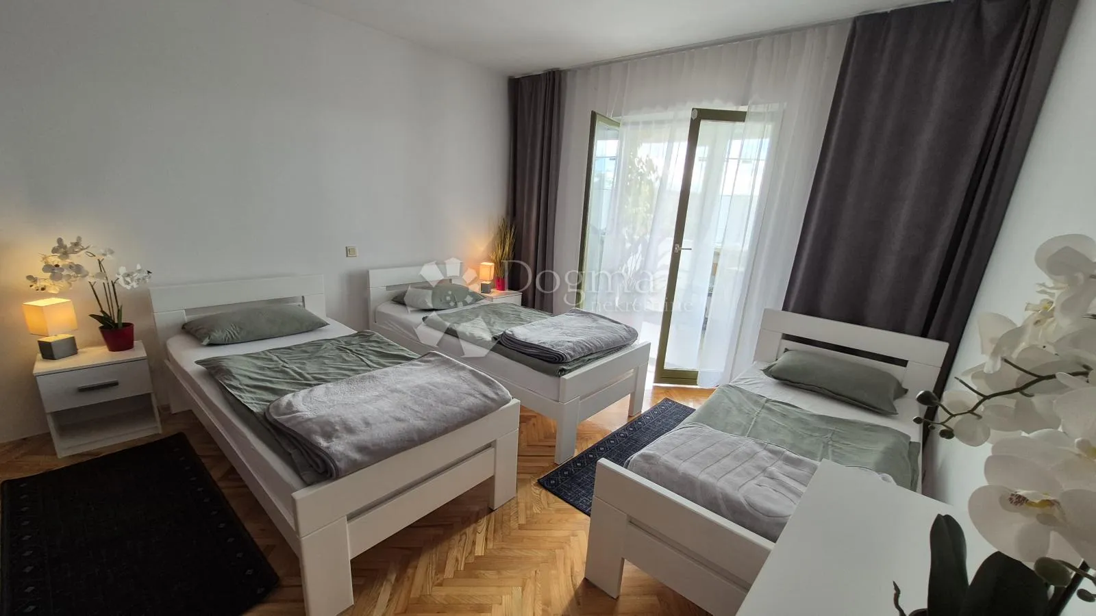 2 stana jedna investicija samo 500 m od mora - slika 28