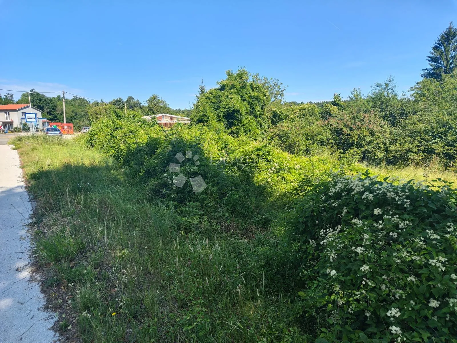 Građevinsko zemljište s infrastrukturom, 2290 m² okolica Pazina - Gračišće
