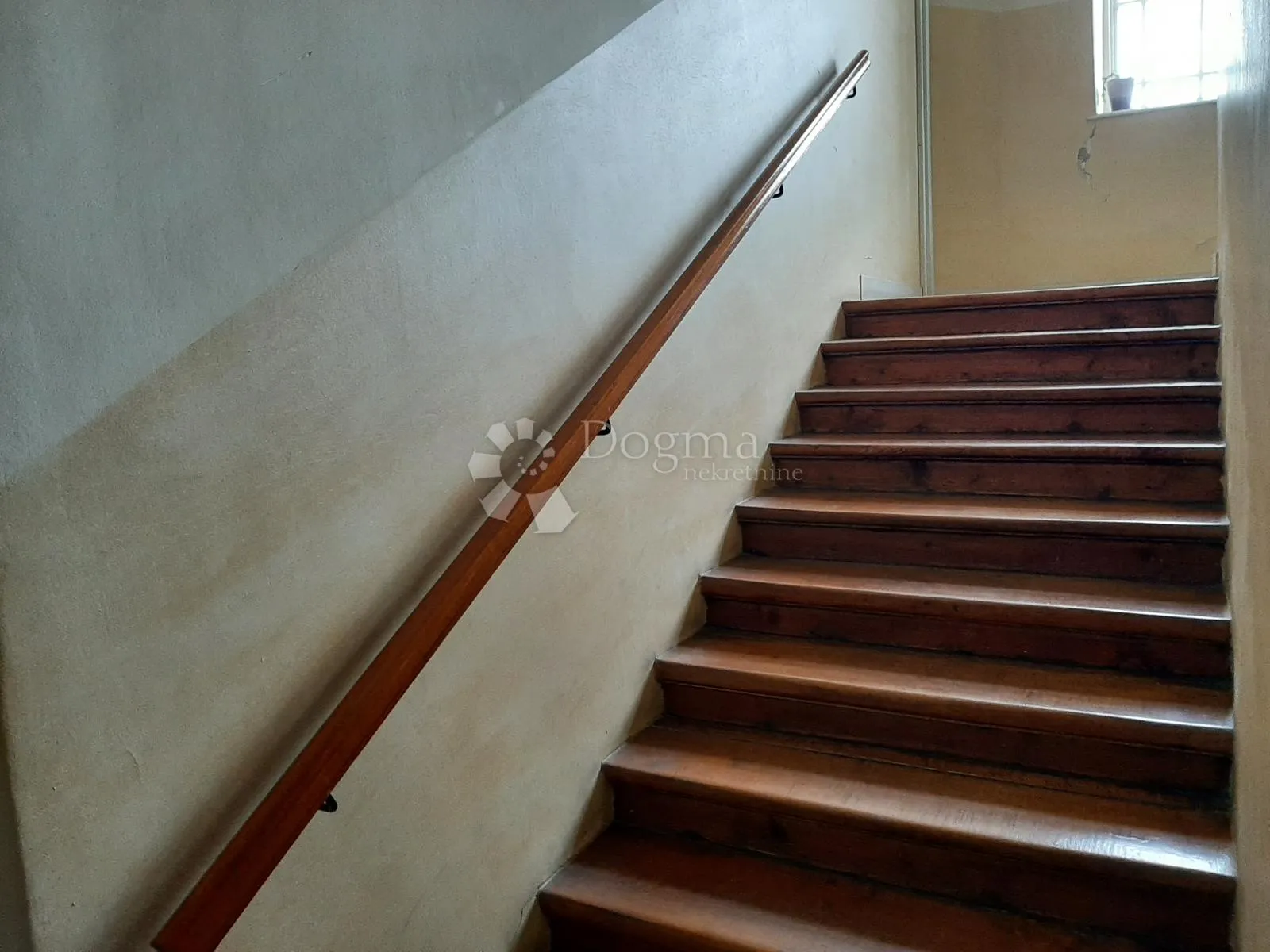 centar, klaićeva – unikat dvoetažni stan s galerijom - 116m2 - slika 32