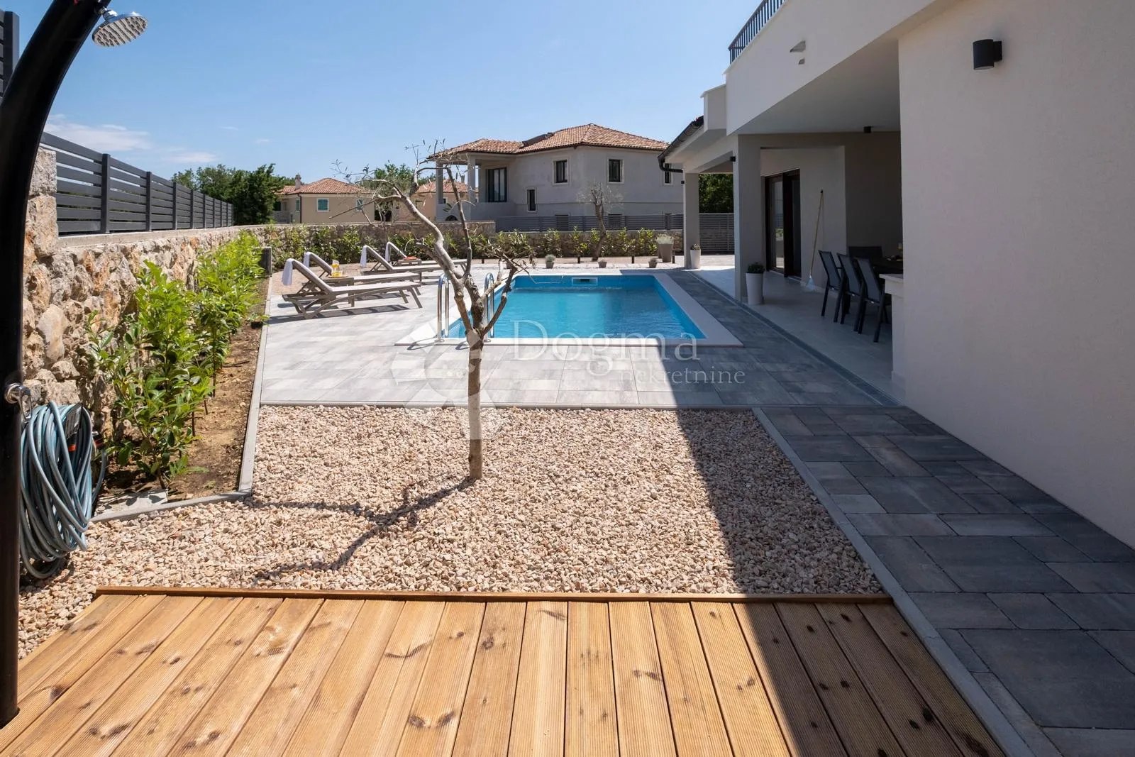otok krk mirna lokacija - moderna villa - slika 2