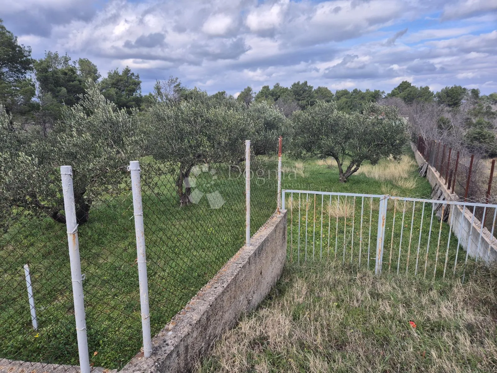 bilice - građevinsko zemljište u blizini šibenika - slika 4