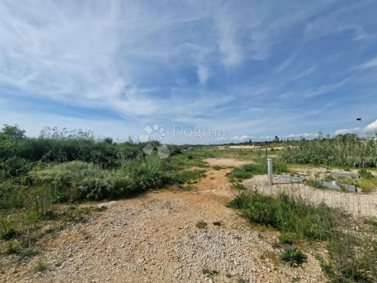 novi bokanjac - građevinsko zemljište 802 m2 - slika 11