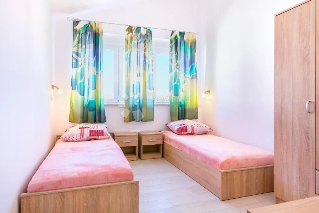 kuća medulin - 80m od mora - slika 13