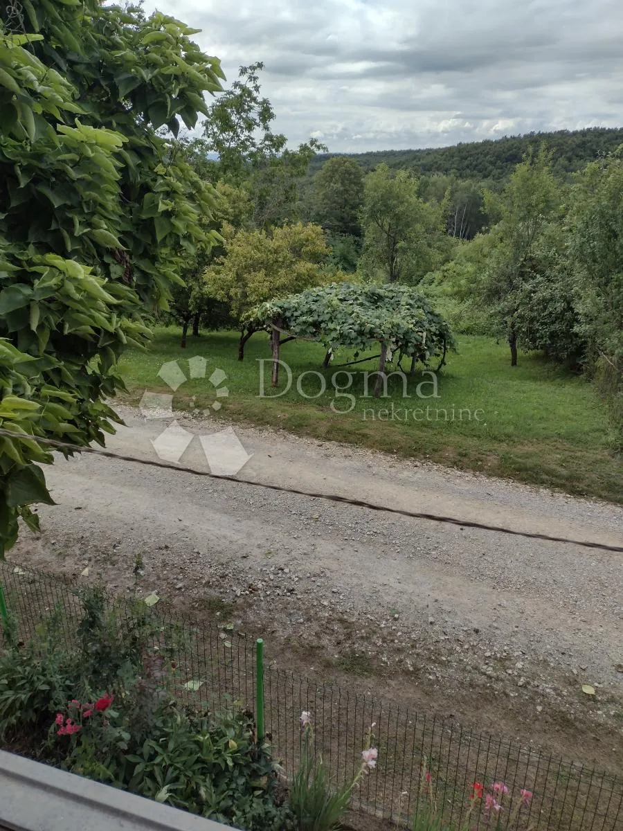 opg imanje, ogromno zemljište, dodatna kućica - slika 23
