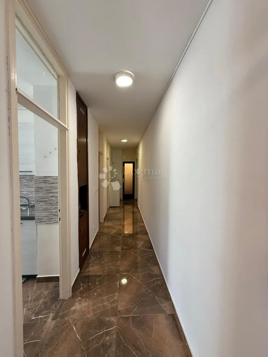 pula – vidikovac |renoviran stan 66,24 m²|9. kat|lift - slika 10