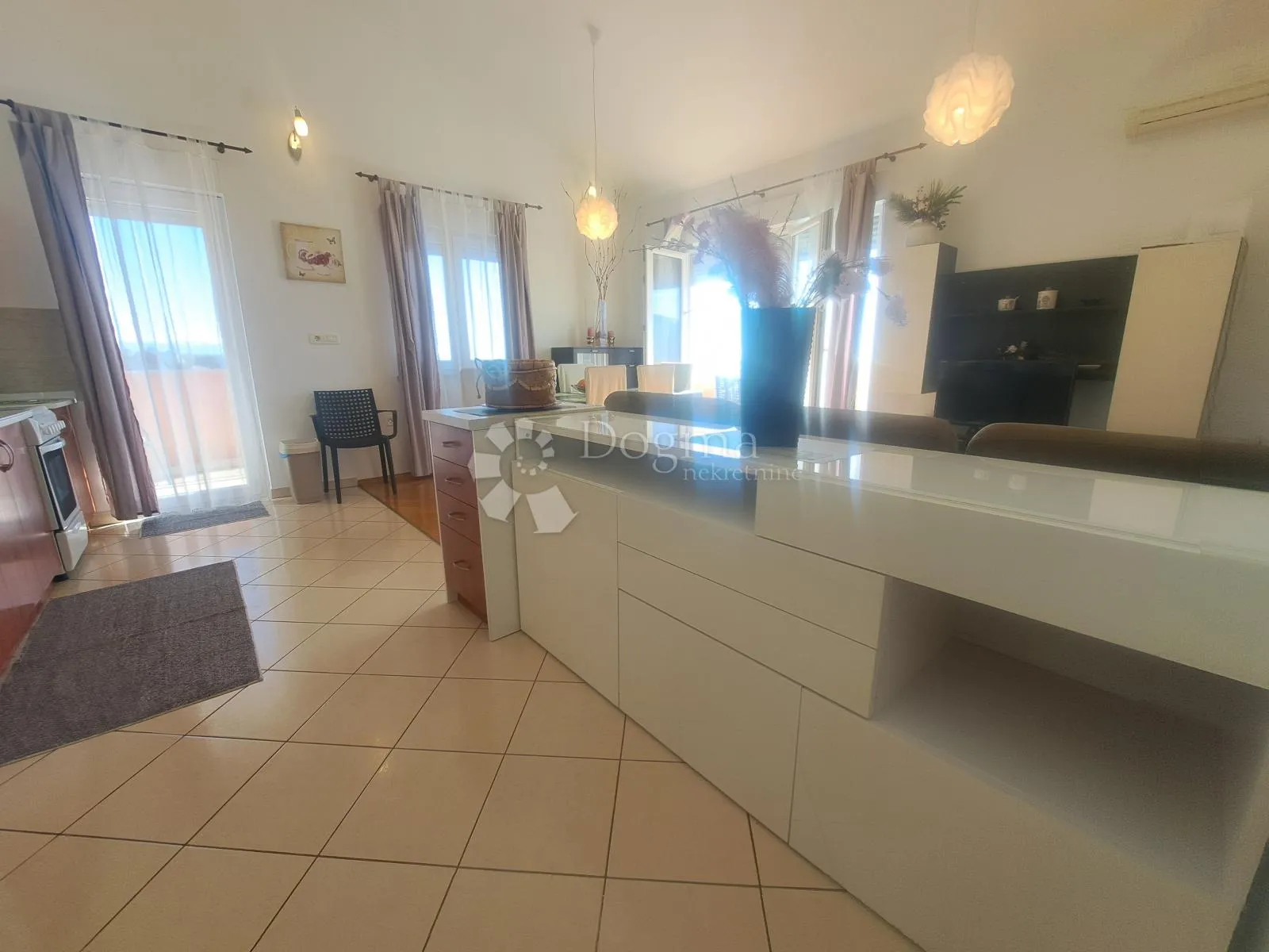 kastav, 4s+db,120 m2, najam - slika 3