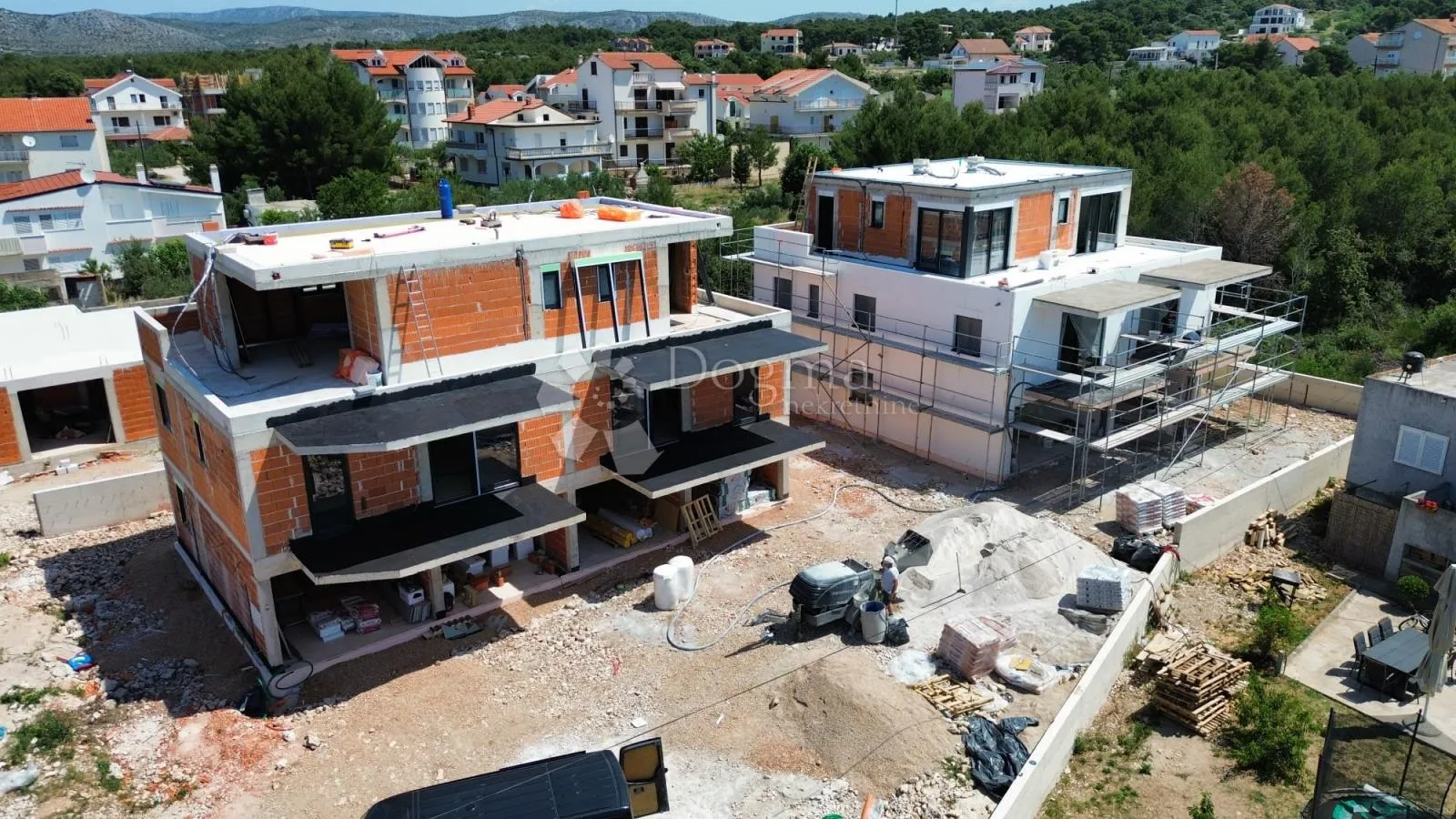 brodarica-1. kat dvosobni stan - slika 6