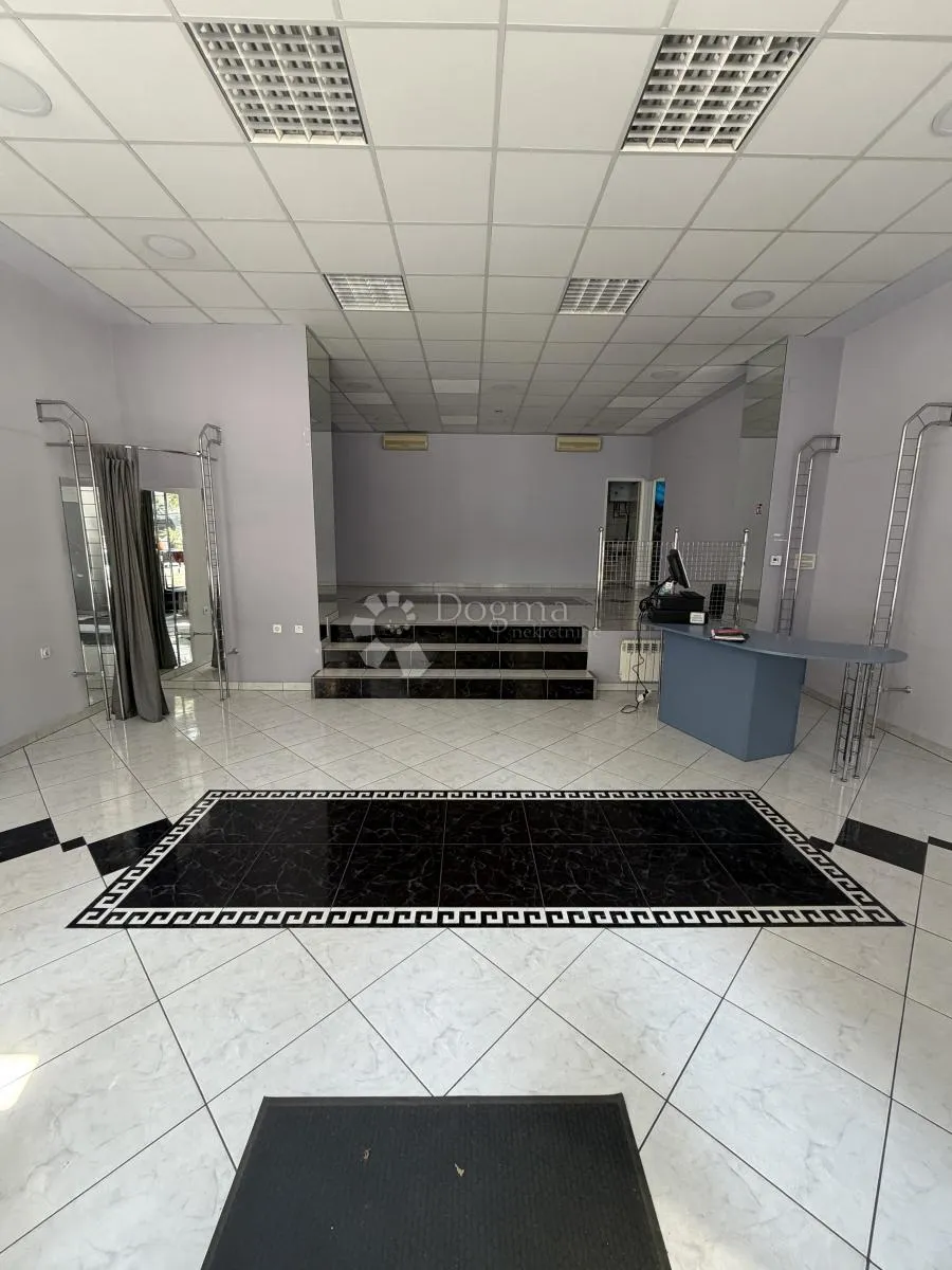 maksimirska cesta,poslovni prostor s izlogom, 67,5m2 - slika 1