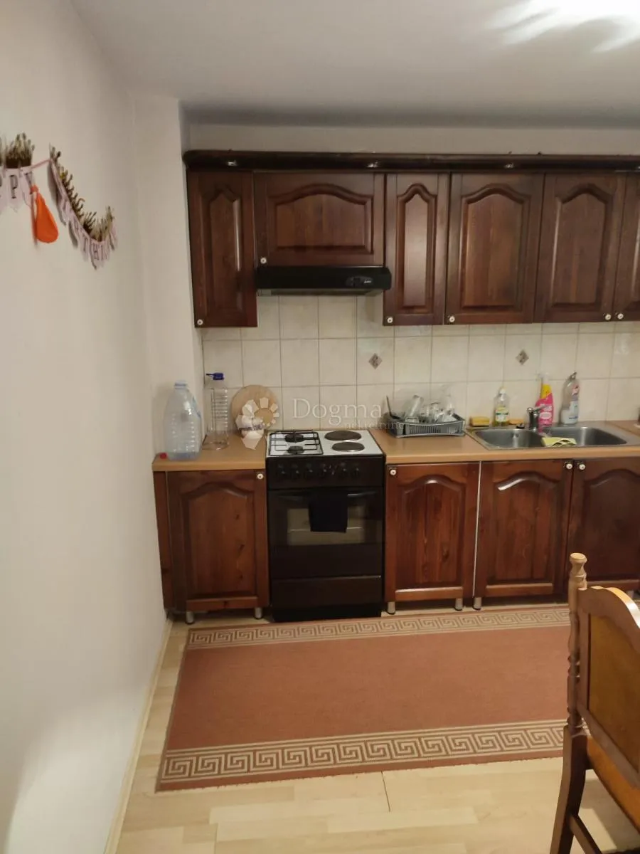 kuća s karakterom – vratno - slika 16