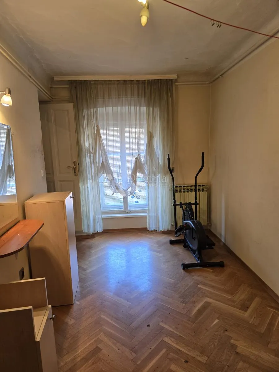 stan u baroknom stilu u centru varaždina - slika 6