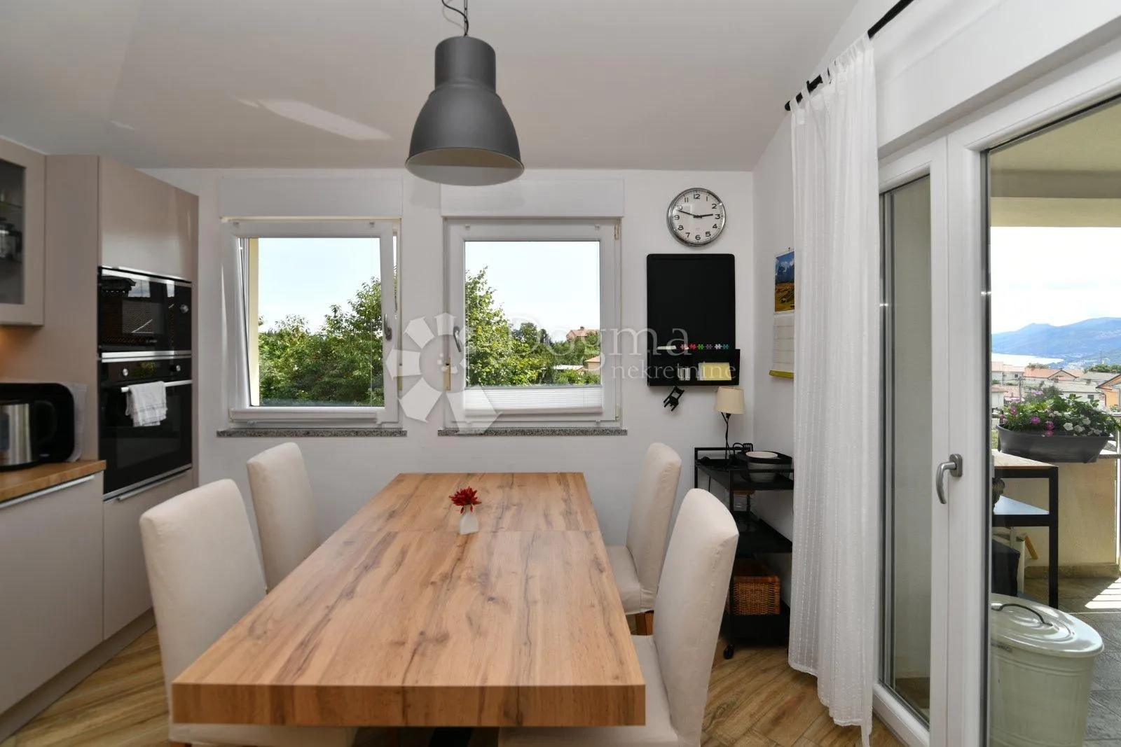 luksuzni penthouse s pogledom na more - slika 4