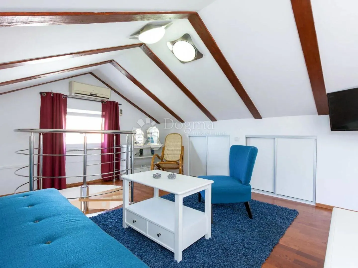 dvoetažni app 64m2 s prekrasnim pogledom - slika 10