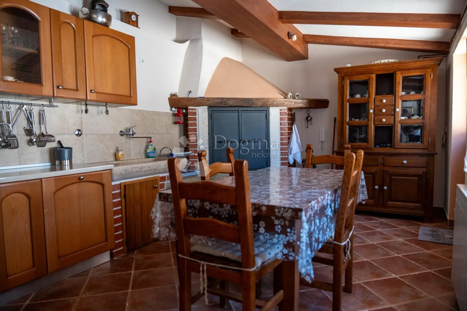 prelijepa kuća s pogledom na more novigrad - slika 16