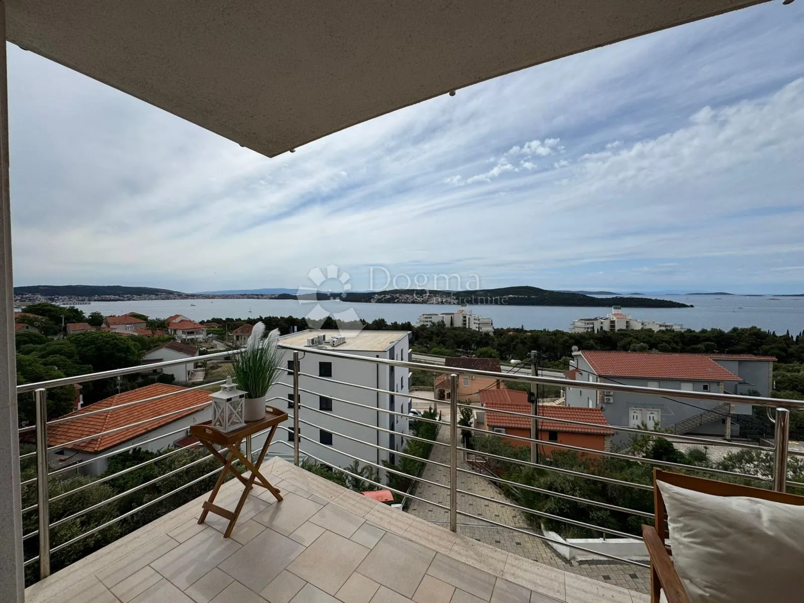 trogir/seget- apsolutna rijetkost! top pogled - slika 13