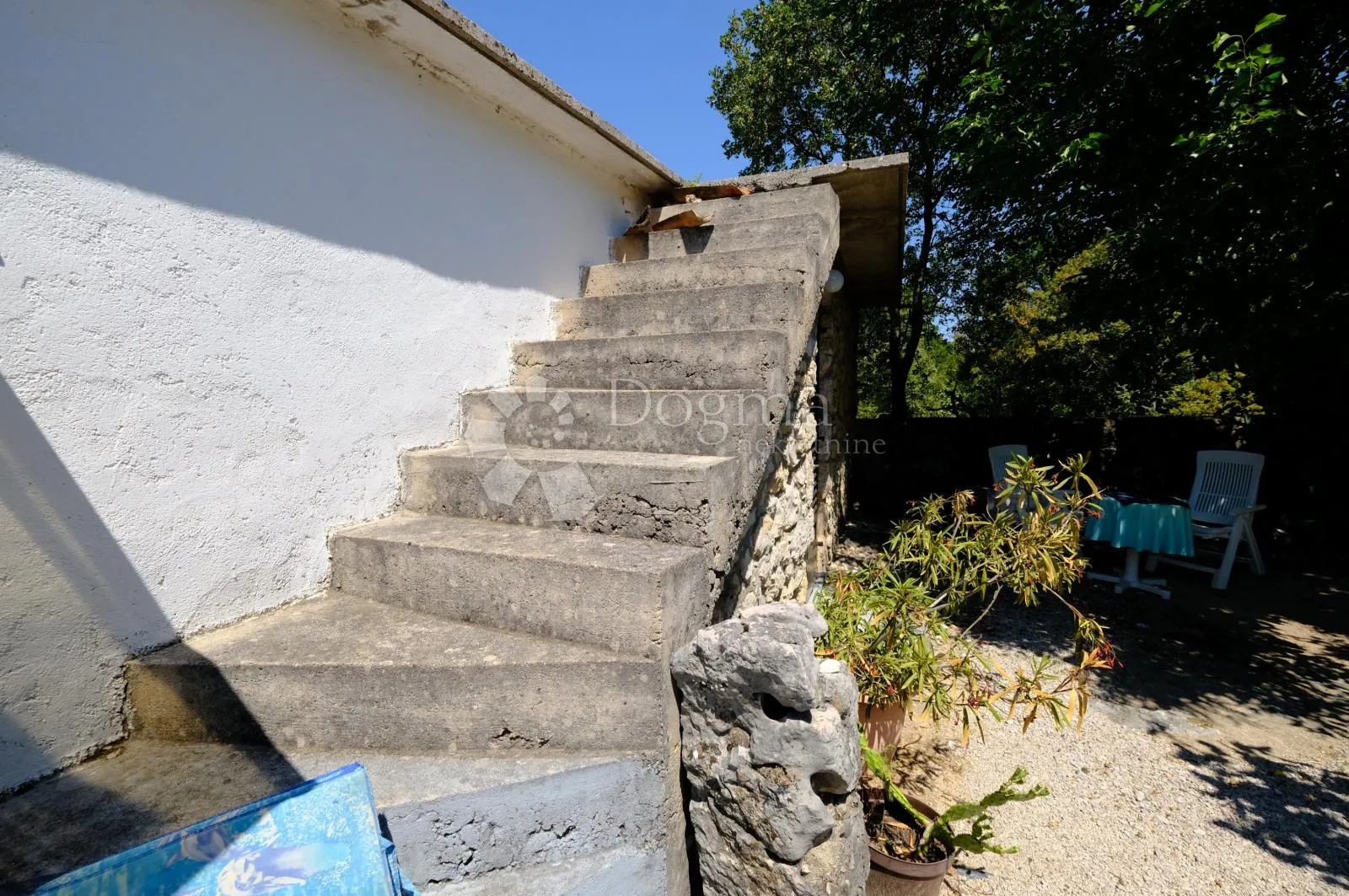 kamena kuća polje - slika 16