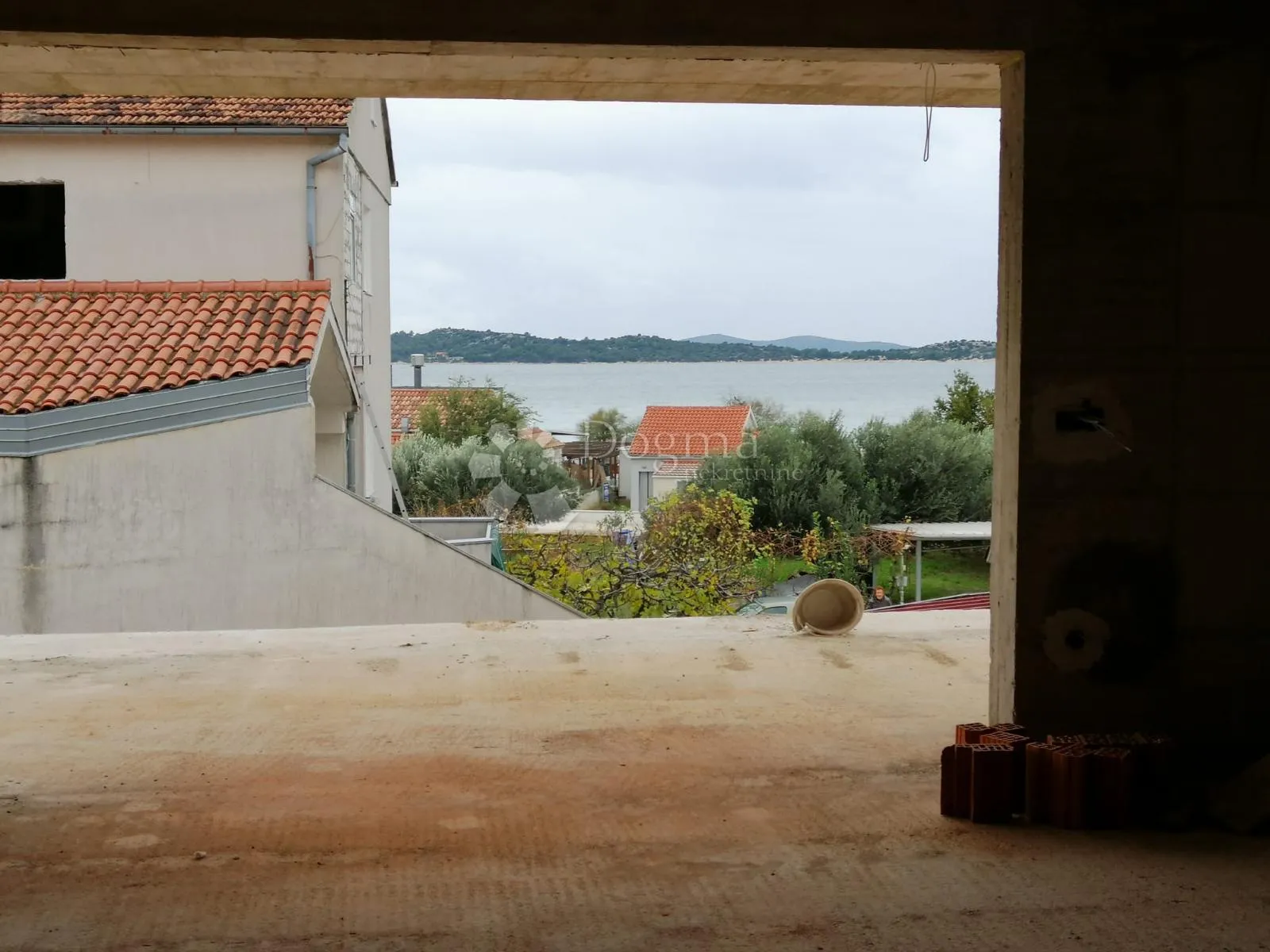 vodice, spoj luksuza i komfora nadomak mora - slika 5