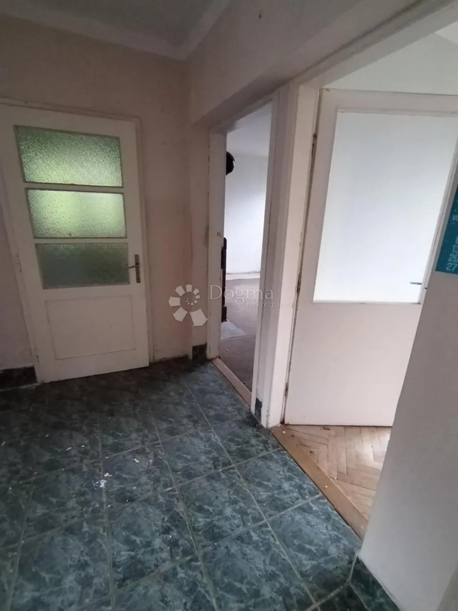 kuća za adaptaciju s velikim potencijalom – centar kalnika - slika 11