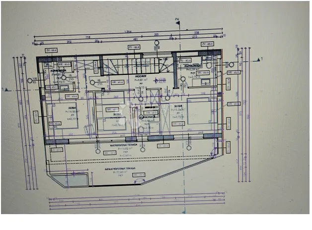 građevinsko zemljište s projektom u vinišću (trogir) - slika 4
