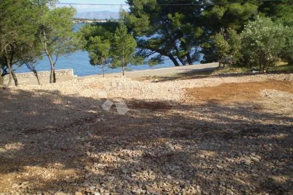 hvar- građevinsko zemljište 1. red do mora, uvala pokrivenik, 850 m² - slika 7